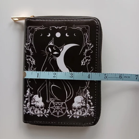 Cat and Moon Themed Zip Around Wallet, Black and White - Picture 5 of 5